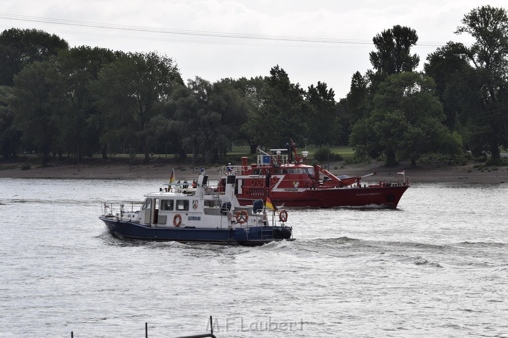 Schiff 1 Koeln in Hoehe der Koelner Zoobruecke P251.JPG - Miklos Laubert